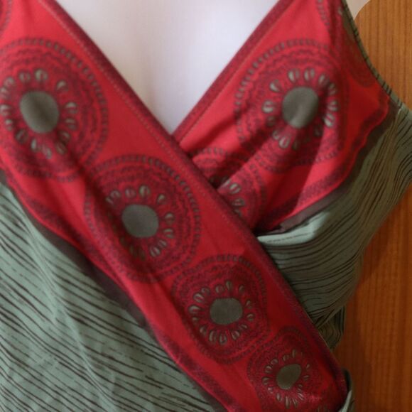 BCBGMaxAzria Red and Green Y2K Boho Hippie Wrap Sundress LG - Picture 10 of 13